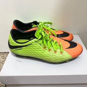 Nike Yellowgreen and Orange Hypervenom Size  7.5 Men's  Soccer Cleats